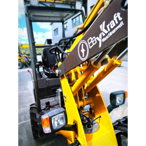 BK2506_3.jpg